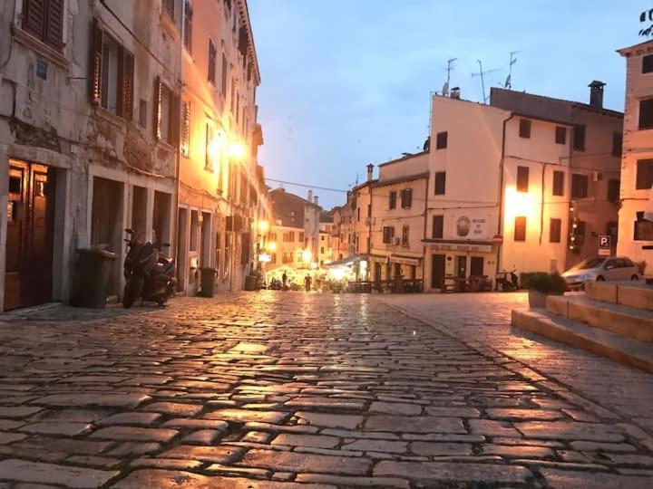 Feel The City Atmosphere Ρόβινι Εξωτερικό φωτογραφία
